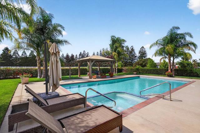 12315 Harding Avenue, San Martin CA: https://media.crmls.org/mediaz/5c19c1fd-a735-4ccc-9a02-b461482bad85.jpg