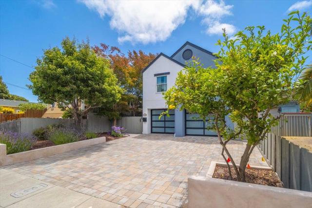 1128 3rd Street, Monterey CA: https://media.crmls.org/mediaz/5c1ac57b-4c04-48e4-9e54-517ccf5d94d5.jpg