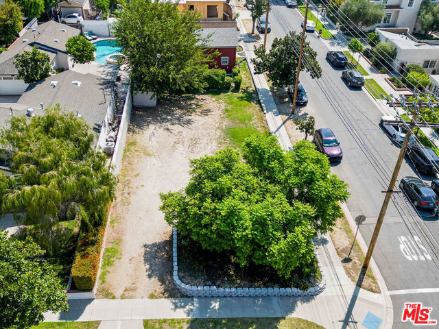114 North Kenneth Road photo 7