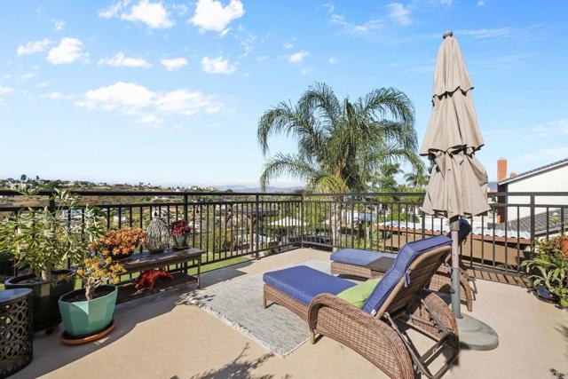 Image 24 of 47 For 3818 Via Escuda