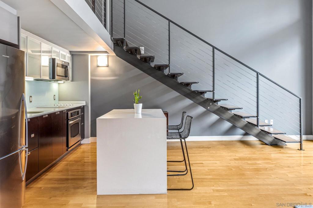 MLS #250032825SD img 4