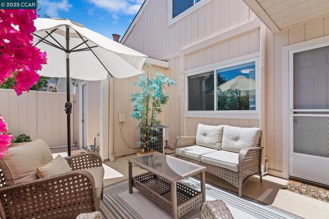 341 Scottsdale Rd., Pleasant Hill CA: https://media.crmls.org/mediaz/5c1b7ee5-b39c-4b5f-94f5-6bf8eee5b5db.jpg