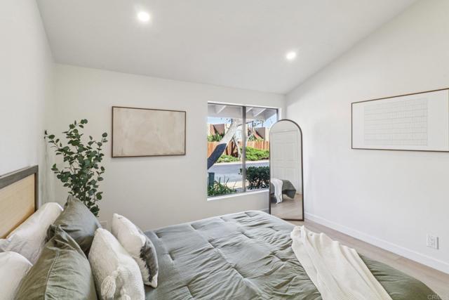 Detail Gallery Image 20 of 36 For 737 Nob Cir, Vista,  CA 92084 - 2 Beds | 2 Baths