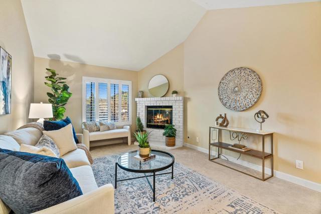 7 Arabian Way, Scotts Valley CA: https://media.crmls.org/mediaz/5c1d6e47-5b94-426b-ac4e-bd27c1f2b381.jpg