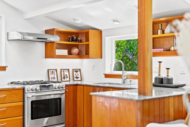 2801 S Main Street, Soquel CA: https://media.crmls.org/mediaz/5c1def4f-dcb0-4b94-bb26-cd4e7dee6c42.jpg