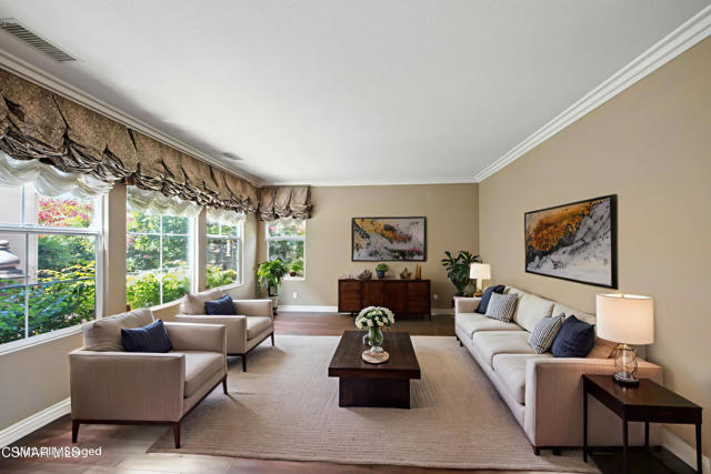 3194 Sunset Hills Boulevard, Thousand Oaks CA: https://media.crmls.org/mediaz/5c1df5d2-0030-4f07-8943-37a5ea4689a4.jpg
