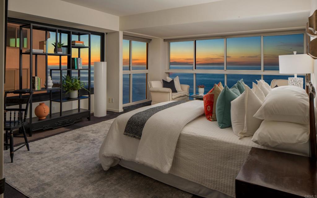 939 Coast Boulevard - photo 20