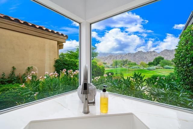 56765 Merion, La Quinta CA: https://media.crmls.org/mediaz/5c1f9fcb-eeda-4d04-a39d-ab4d72f74d8c.jpg