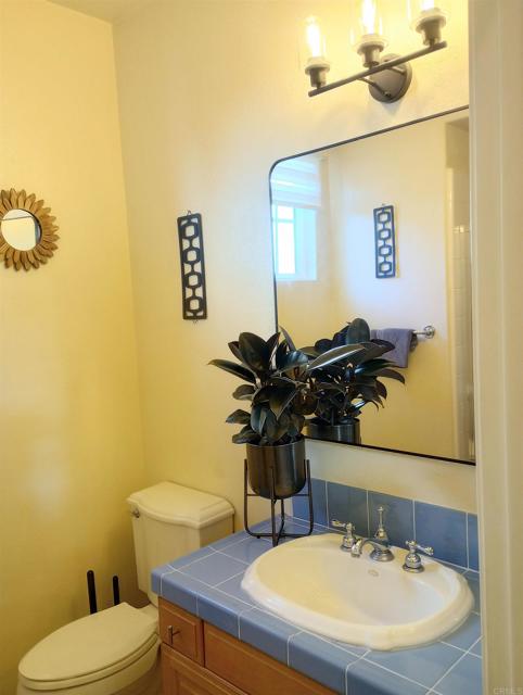 Detail Gallery Image 16 of 58 For 5544 Mill Creek Rd, San Diego,  CA 92130 - 4 Beds | 3 Baths