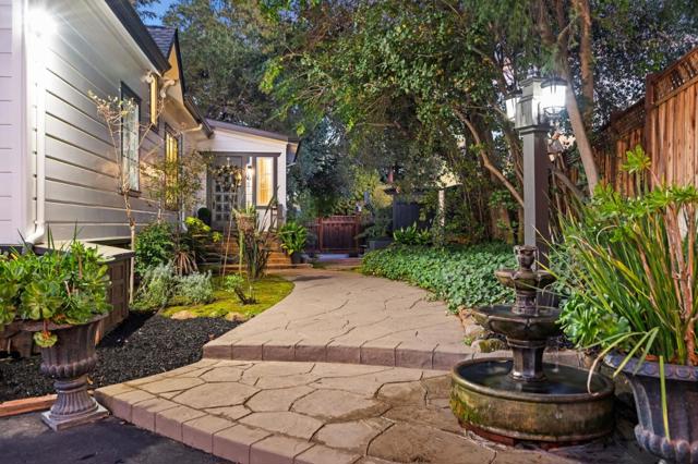 19050 Camino Barco, Saratoga CA: https://media.crmls.org/mediaz/5c212f7e-d754-436c-bd4d-5f9ac7b424ab.jpg