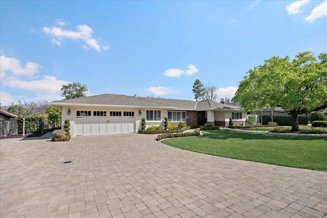 6692 Leyland Park Drive, San Jose CA: https://media.crmls.org/mediaz/5c213ab1-4410-41dc-ba0e-95437b5aa3f0.jpg