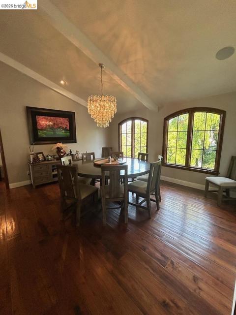 20 Bayshore TER, Tiburon CA: https://media.crmls.org/mediaz/5c214927-671e-496b-836d-331c2b3776a5.jpg