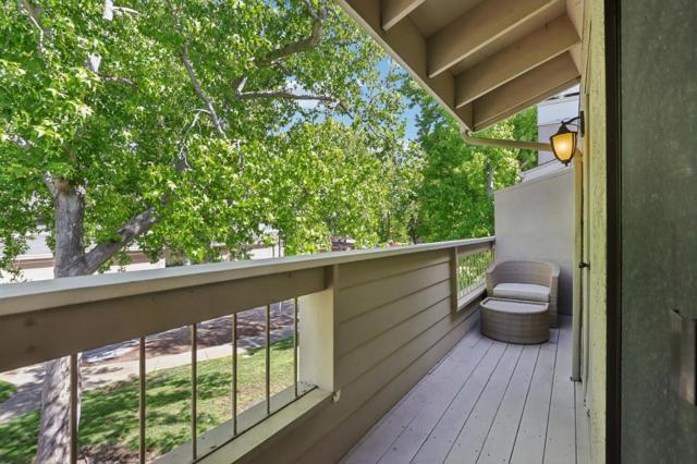 145 Albacore Lane, Foster City CA: https://media.crmls.org/mediaz/5c21cc38-ee46-4903-93e6-d14bca712cec.jpg