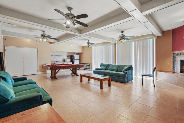 35 28th Avenue, San Mateo CA: https://media.crmls.org/mediaz/5c221412-0d75-4139-bb34-e7dd4105bd54.jpg