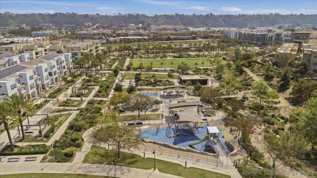 3051 Marquee Way, San Diego CA: https://media.crmls.org/mediaz/5c23a8e5-fa45-4d5c-bf28-9d8d022bfa50.jpg