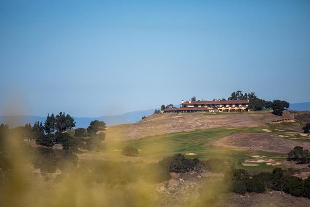 23 Tehama (Homesite 40), Carmel CA: https://media.crmls.org/mediaz/5c246006-98f5-4de0-88cb-4af563191a4b.jpg