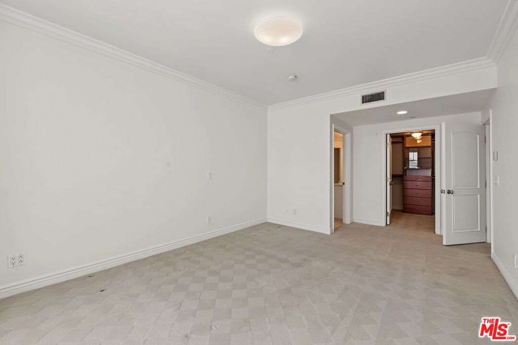 MLS #26855615 image #26