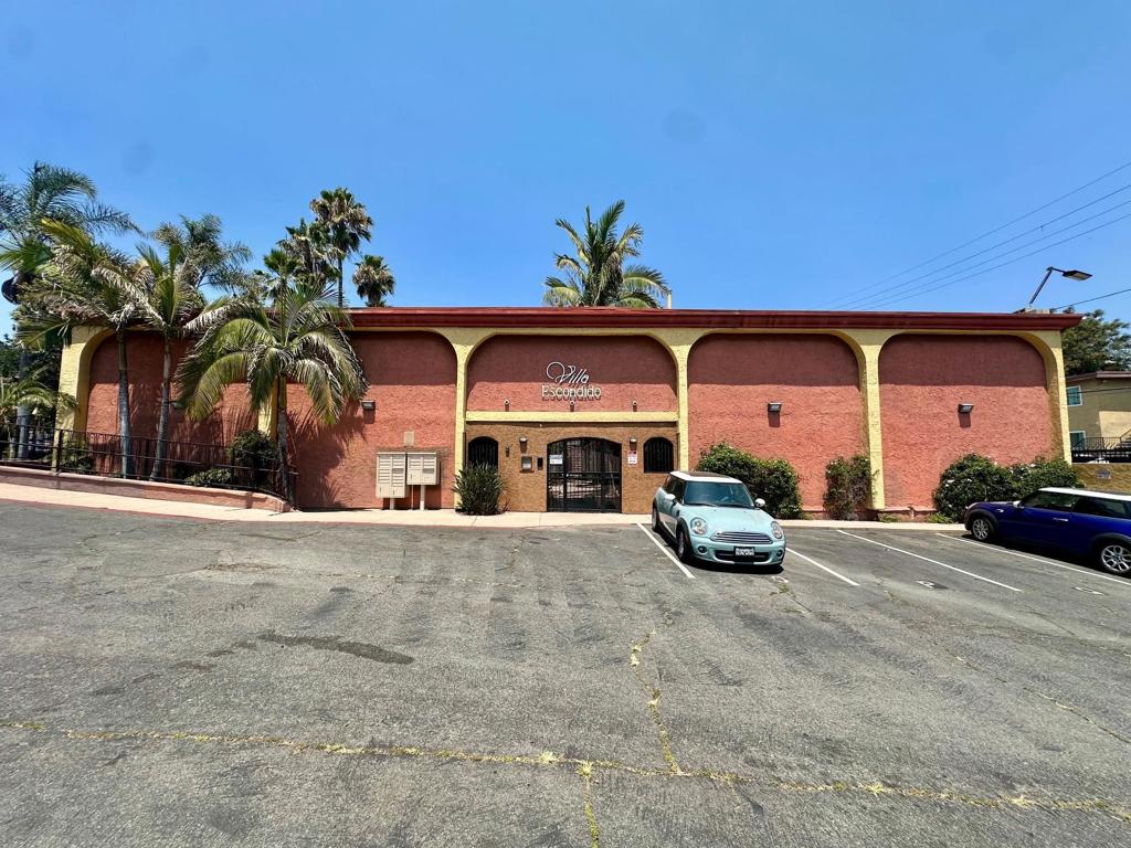 MLS #250043036SD image #14