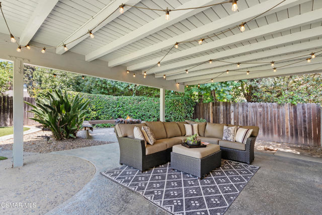1063 Valley High Avenue, Thousand Oaks CA: https://media.crmls.org/mediaz/5c266da8-f7bd-4036-abed-a8b59a305afb.jpg