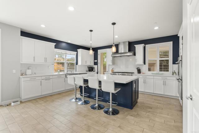 1017 Scarlet Way, Encinitas CA: https://media.crmls.org/mediaz/5c27811b-af19-421a-ae1b-761d109da4bc.jpg