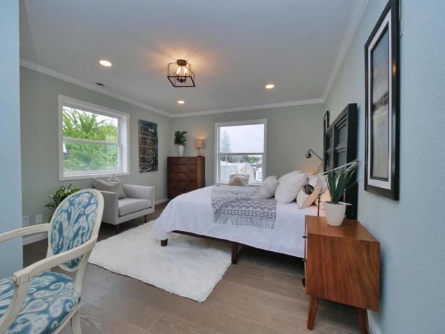 3000 56th Avenue, Oakland CA: https://media.crmls.org/mediaz/5c2899d4-139f-44ee-b70f-88ff46c5e8db.jpg