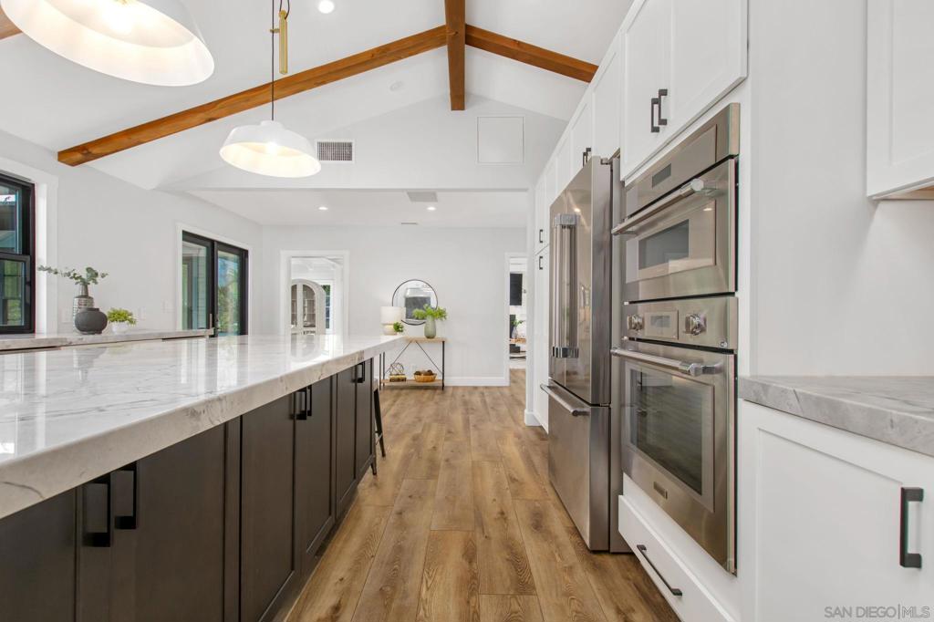 2335 Ivy Rd - photo 18