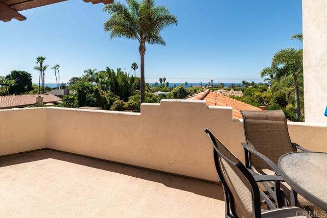1470 Rubenstein Ave, Cardiff by the Sea CA: https://media.crmls.org/mediaz/5c28c3e6-25bd-4cb8-9640-c063b0b0c5dc.jpg