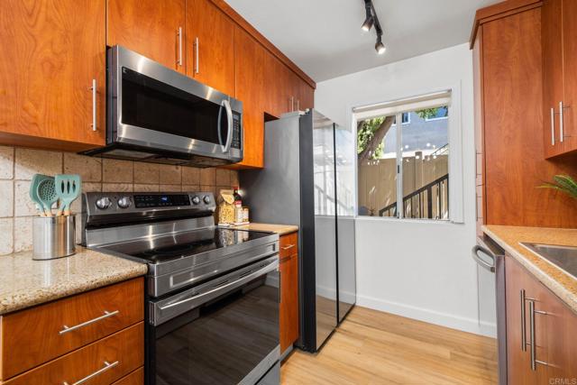 4470 48th St, San Diego CA: https://media.crmls.org/mediaz/5c2987d8-4c2b-42e9-84a7-408160b2f1b5.jpg
