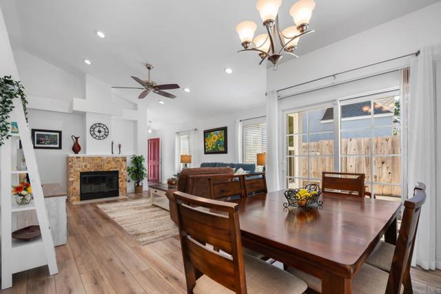 Detail Gallery Image 13 of 42 For 1855 Corte Segundo, Oceanside,  CA 92056 - 3 Beds | 2 Baths