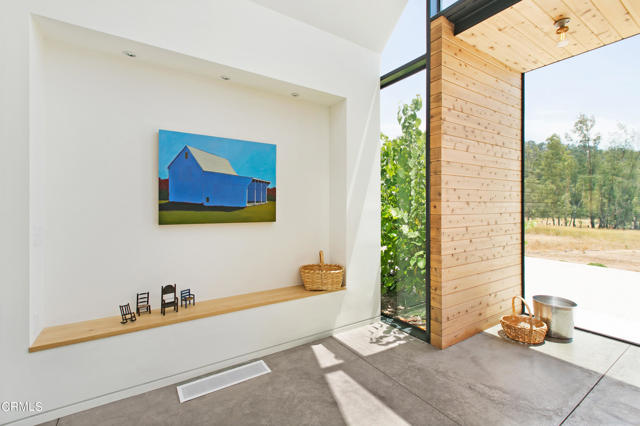 Detail Gallery Image 13 of 60 For 11100 Sulphur Mountain Rd, Ojai,  CA 93023 - 5 Beds | 4/1 Baths