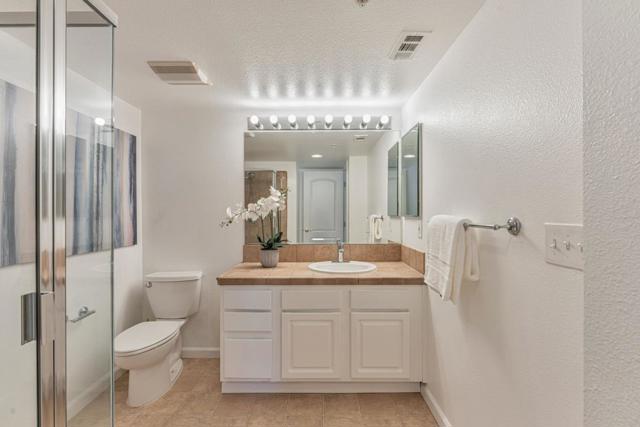 1029 Avila Terraza, Fremont CA: https://media.crmls.org/mediaz/5c2d2819-0453-4cfc-b012-265ce527da49.jpg