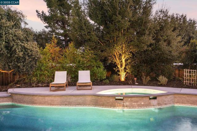 5400 Johnston Rd, Danville CA: https://media.crmls.org/mediaz/5c2d2c95-9364-4a1b-8446-fc97ff5fdcb5.jpg