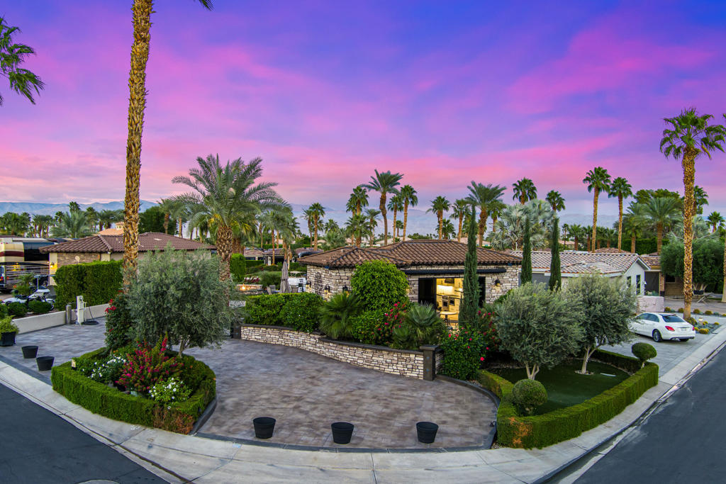 MLS #219139216DA image #2