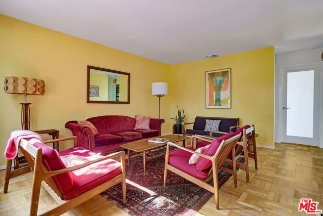 1865 UPPERTON Avenue, Los Angeles CA: https://media.crmls.org/mediaz/5c2e8d83-62a0-4dce-afd9-688af10046dc.jpg