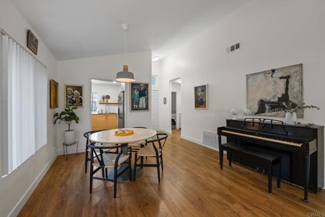 Detail Gallery Image 14 of 44 For 302 Windjammer Cir, Chula Vista,  CA 91910 - 2 Beds | 2 Baths