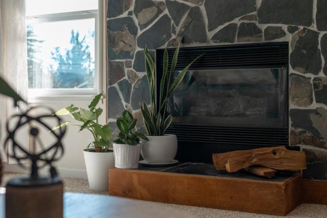 101 El Sereno Drive, Scotts Valley CA: https://media.crmls.org/mediaz/5c309dd6-d26c-4bcb-9455-43553dc491dc.jpg