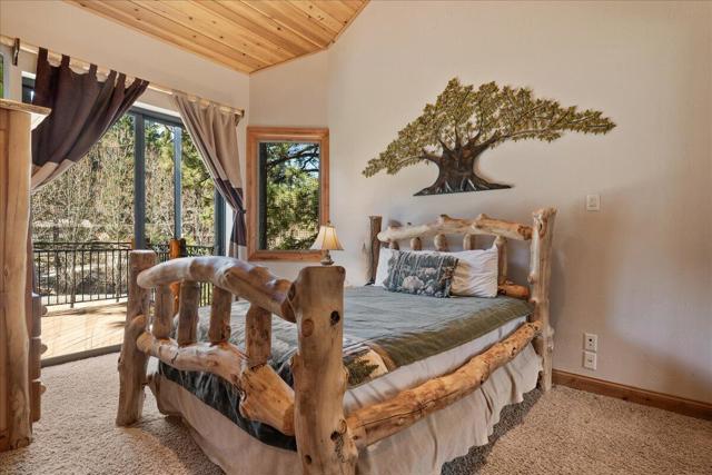 1215 Wolf Creek Court, Big Bear CA: https://media.crmls.org/mediaz/5c30c732-6a75-4477-bff3-12e3f926c93e.jpg