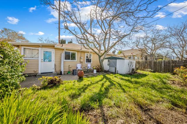 584585 Monterey Road, Morgan Hill CA: https://media.crmls.org/mediaz/5c3146ec-b063-452d-a40a-ff502b2bad05.jpg