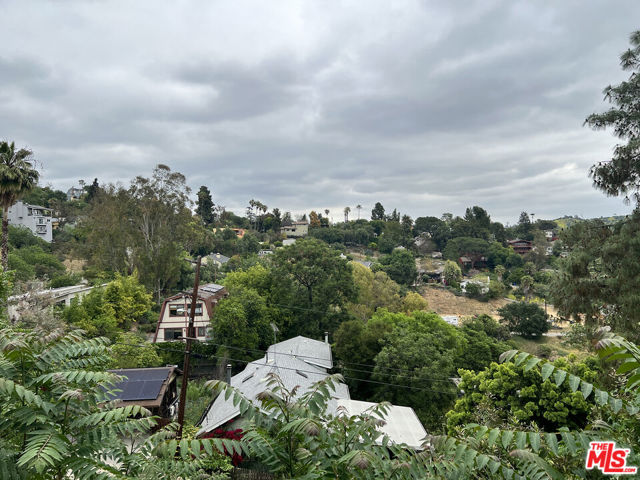 0 W Avenue 44, Los Angeles CA: https://media.crmls.org/mediaz/5c3174ce-a81b-4c55-8aa7-290a3890a473.jpg