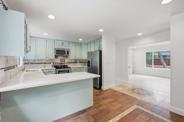 21564 Mary Alice Way, Los Gatos CA: https://media.crmls.org/mediaz/5c31de66-ebd0-4a4a-8c1c-d3f7408f9c36.jpg