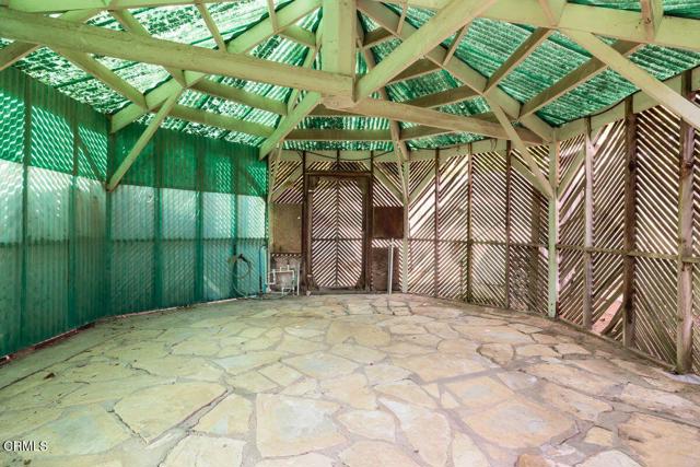 410 Palomares Avenue, Ventura CA: https://media.crmls.org/mediaz/5c325751-7ea0-4058-b03f-ae07cacf3c29.jpg