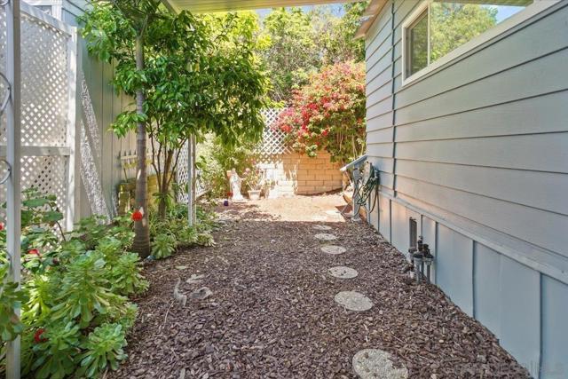 7004 San Bartolo, Carlsbad CA: https://media.crmls.org/mediaz/5c332e14-5778-4bae-ac06-30f574a92b3e.jpg