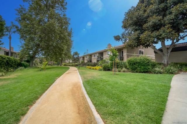7405 Charmant Dr, San Diego CA: https://media.crmls.org/mediaz/5c344f20-c792-4c63-b707-c6bf6f21b68c.jpg