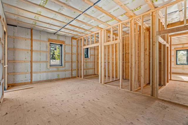 701 Pinecrest Drive, Boulder Creek CA: https://media.crmls.org/mediaz/5c350b01-23f5-48a7-bd0f-eb54a6ee7b23.jpg