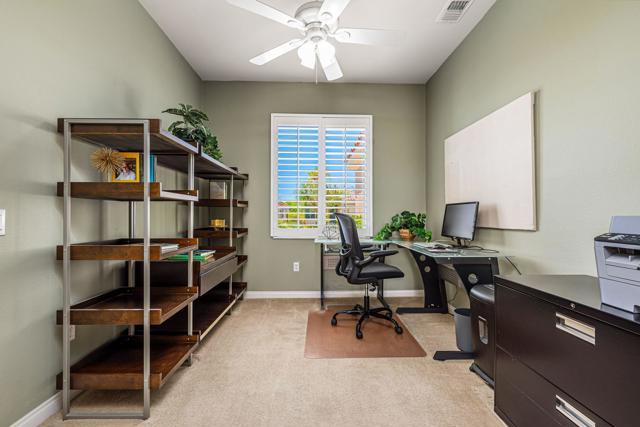 80208 Avd Linda Vista, Indio CA: https://media.crmls.org/mediaz/5c351f82-8cfd-4d5a-a2a5-e4ce66d6e06c.jpg