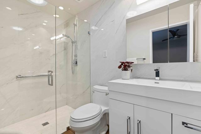 4881 S Winners Circle #B, Palm Springs, CA 92264