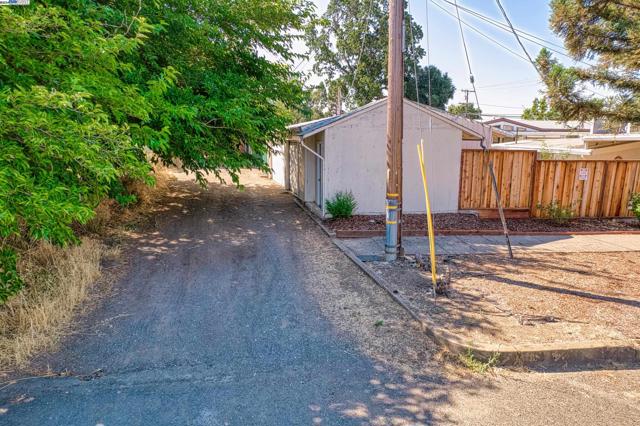 6292 Highway 20, Lucerne, California 95458, ,Multi-Family,For Sale,Highway 20,41075691