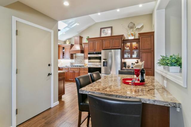141 Knoll Circle, South San Francisco CA: https://media.crmls.org/mediaz/5c368077-2d7b-499b-80db-93729c83269f.jpg