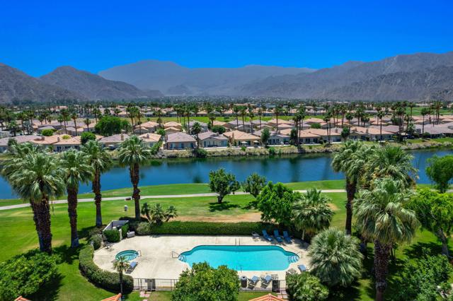 78038 Calle Norte, La Quinta CA: https://media.crmls.org/mediaz/5c37874b-f199-4e45-bbd4-08aa15598330.jpg