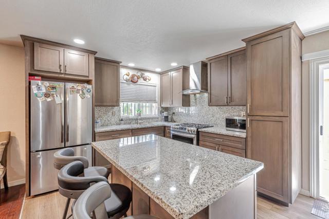8180 Forest Street, Gilroy CA: https://media.crmls.org/mediaz/5c37a90e-0881-4afb-a22c-bdd618d6c00c.jpg